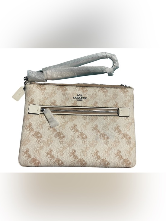 Coach Handbags - COACH GALLERY POUCH HORSE & CARRIAGE PRINT